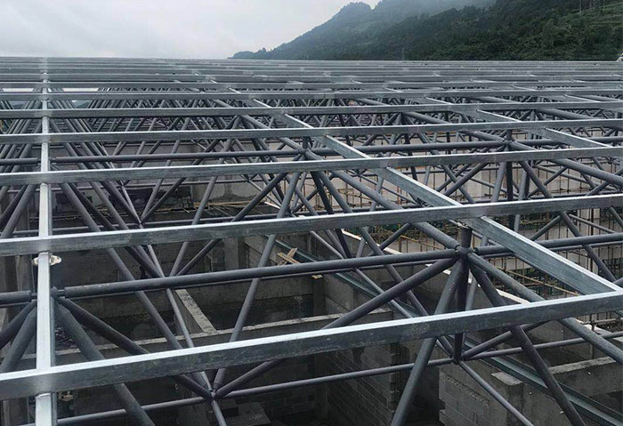 辽源仁怀冠英学校艺体楼网架